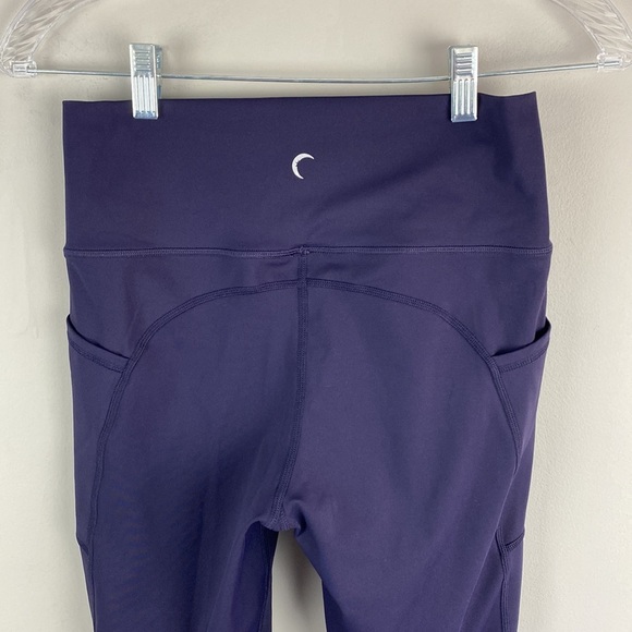 Zyia Brilliant Purple Capri Leggings Size 8-10 - Picture 8 of 12